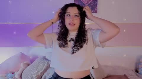 Snapshot of charlote__miller chatting on 1, 3, 2026 You honey online show from 1, 3, 2026