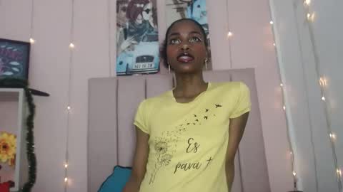 Snapshot of charlothcameronrs chatting on 23, 4, 2026 charlothcameronrs online show from 23, 4, 2026