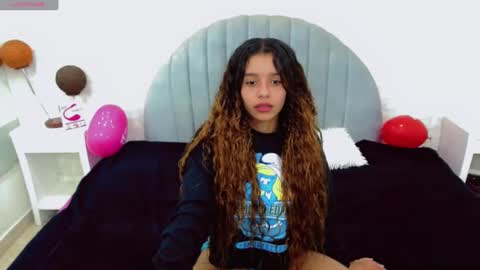 Snapshot of charlotte_0309 chatting on 19, 2, 2025 charlotte online show from 19, 2, 2025