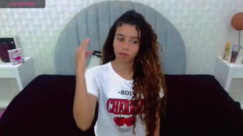 Snapshot of charlotte_0309 chatting on 27, 2, 2025 charlotte online show from 27, 2, 2025