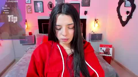 Snapshot of charlotte__benett chatting on 14, 7, 2026 Charlotte online show from 14, 7, 2026