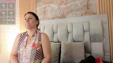 Snapshot of charlotte__g chatting on 25, 4, 2026 charlotte online show from 25, 4, 2026