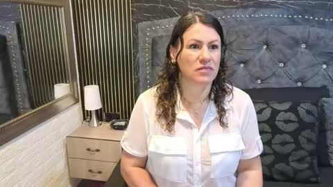 Snapshot of charlotte__g chatting on 10, 5, 2026 charlotte online show from 10, 5, 2026