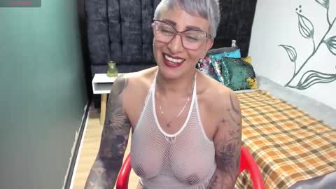 CHARLOTTE GRAY online show from 16, 12, 2025