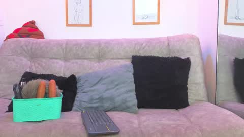 Snapshot of charlotte_copper chatting on 26, 5, 2026 Charlotte online show from 26, 5, 2026
