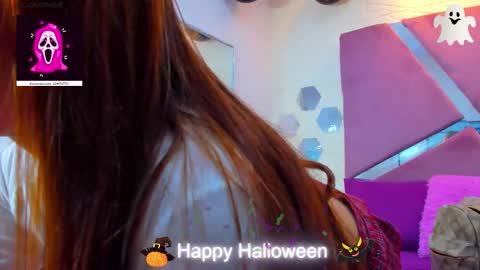 Charlotte Icee online show from 31, 10, 2025