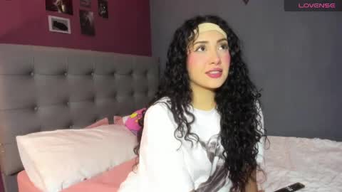 Charlotte james online show from 1, 6, 2026