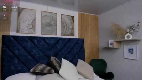 Snapshot of charlotte_mayers chatting on 12, 5, 2026 Charlotte Mayers online show from 12, 5, 2026