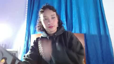 Snapshot of charlotte_morh_ chatting on 31, 3, 2026 charlotte_morh_ online show from 31, 3, 2026