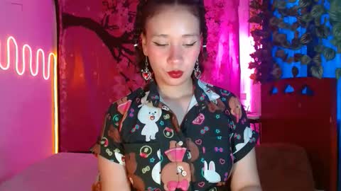 Snapshot of charlotte_morh_ chatting on 22, 4, 2026 charlotte_morh_ online show from 22, 4, 2026