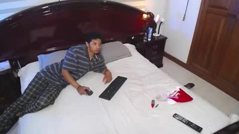 Charlotte   online show from 14, 12, 2025