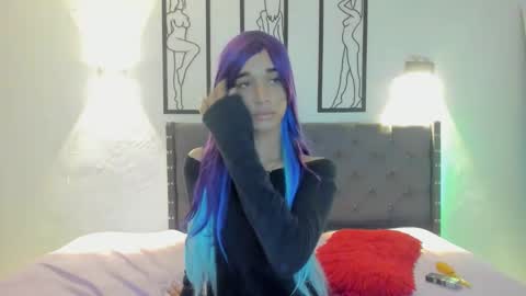 charlotte skiinny online show from 3, 12, 2025