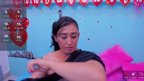 Charlotte  online show from 17, 2, 2025