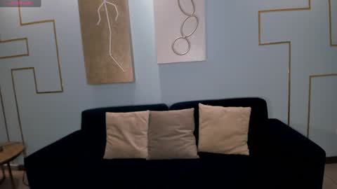 Snapshot of charlottecox_ chatting on 16, 12, 2024 Charlotte online show from 16, 12, 2024