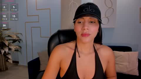 Snapshot of charlottecox_ chatting on 10, 2, 2025 Charlotte online show from 10, 2, 2025