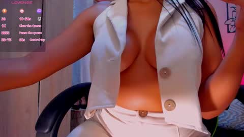 Snapshot of charlottecox_ chatting on 23, 9, 2025 Charlotte online show from 23, 9, 2025