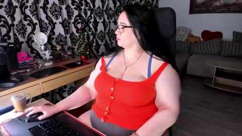 Snapshot of charlottediamonds chatting on 30, 12, 2024 Charlotte Diamonds online show from 30, 12, 2024