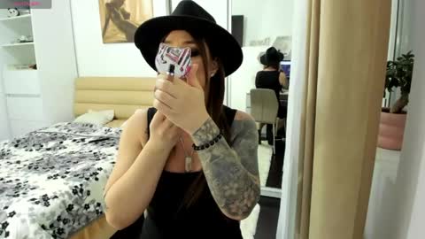 Snapshot of charlottedoll chatting on 28, 4, 2026 Charlotte online show from 28, 4, 2026