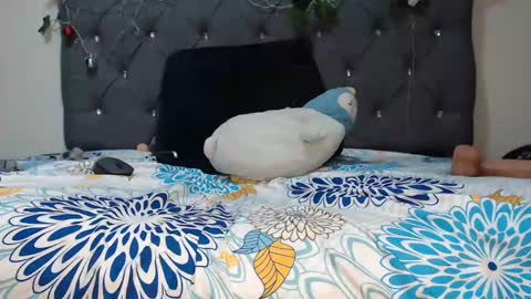 charlottee07 online show from 31, 1, 2025