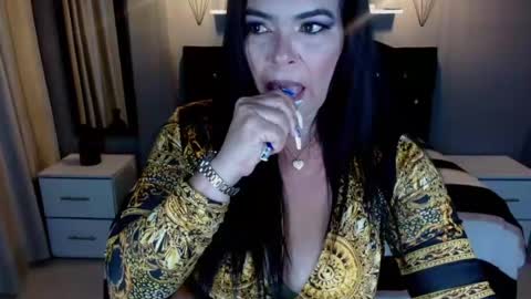 Snapshot of charlottefiery chatting on 17, 4, 2026 charlottefiery online show from 17, 4, 2026
