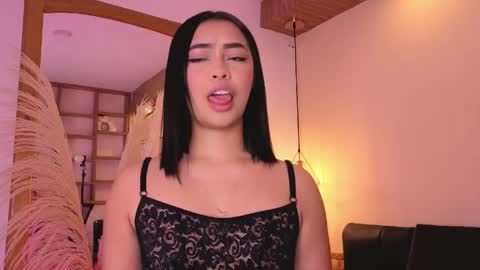 Snapshot of charlotteg18 chatting on 1, 4, 2026 Charlote online show from 1, 4, 2026