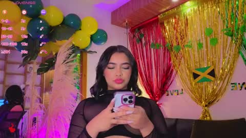 Snapshot of charlotteg18 chatting on 9, 4, 2026 Charlote online show from 9, 4, 2026