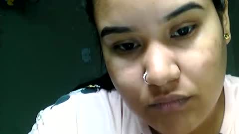 Snapshot of charlottequeen_21 chatting on 17, 4, 2026 charlottequeen_21 online show from 17, 4, 2026