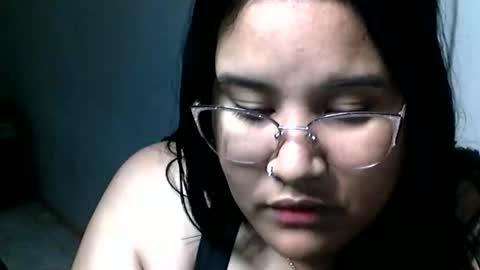 Snapshot of charlottequeen_21 chatting on 3, 5, 2026 charlottequeen_21 online show from 3, 5, 2026
