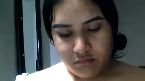 Snapshot of charlottequeen_21 chatting on 13, 6, 2026 charlottequeen_21 online show from 13, 6, 2026