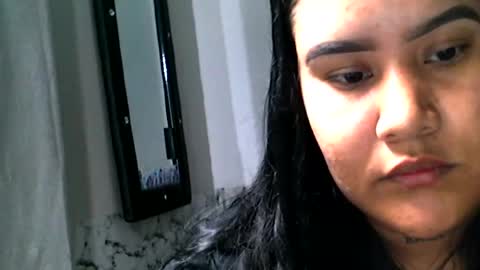 charlottequeen_21 online show from 14, 7, 2026