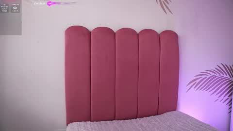 Lauren Rus online show from 9, 10, 2025