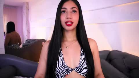 Lauren Rus online show from 18, 5, 2026