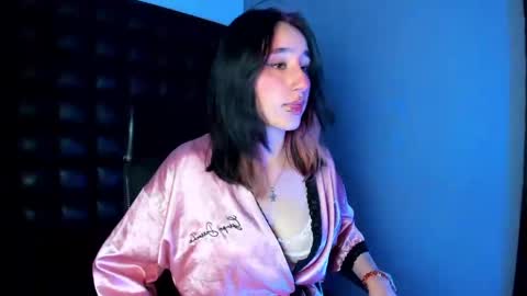 Snapshot of charlottestuart_ chatting on 30, 4, 2026 charlottestuart_ online show from 30, 4, 2026