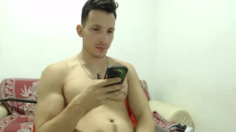 Snapshot of charlydeann chatting on 27, 4, 2026 online show from 27, 4, 2026