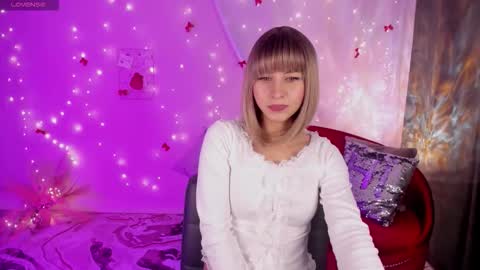 Snapshot of charmbianca chatting on 20, 12, 2025 Bianca online show from 20, 12, 2025