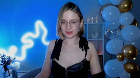 Snapshot of charming_beauty chatting on 7, 12, 2024 Michelle online show from 7, 12, 2024