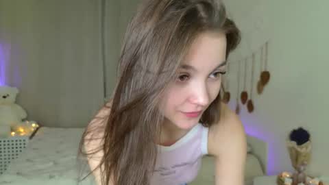 Snapshot of charming_bliss chatting on 3, 3, 2026 Kaylee online show from 3, 3, 2026