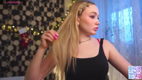 my fansly Charming daisy              My Wishlist  for new toys     online show from 16, 12, 2025