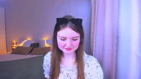 Snapshot of charminglookeva chatting on 13, 6, 2026 Im Eva online show from 13, 6, 2026