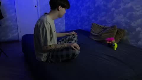 lynxy online show from 20, 2, 2025