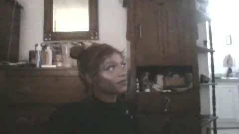 Miss Chocolate online show from 7, 11, 2025