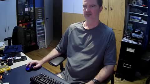 wanaBeYourToy online show from 27, 11, 2025