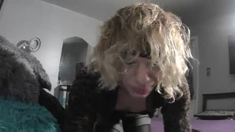 Sarah online show from 23, 10, 2025