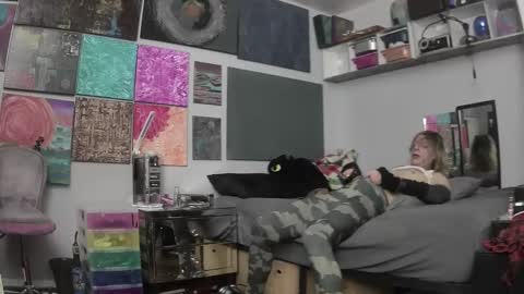 Sarah online show from 15, 4, 2026