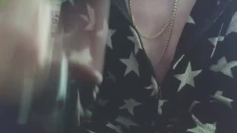 Snapshot of chatubatelee555 chatting on 27, 10, 2025 lee online show from 27, 10, 2025