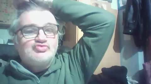 Snapshot of chatubatelee555 chatting on 14, 2, 2026 lee online show from 14, 2, 2026