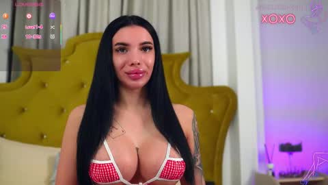 Snapshot of chaturbarbie_ chatting on 21, 4, 2026 Velma online show from 21, 4, 2026