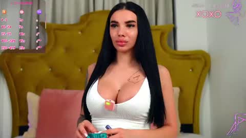 Snapshot of chaturbarbie_ chatting on 10, 6, 2026 Velma online show from 10, 6, 2026