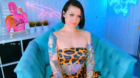 Snapshot of chaturkaterina chatting on 25, 3, 2026 Miss Harmony online show from 25, 3, 2026