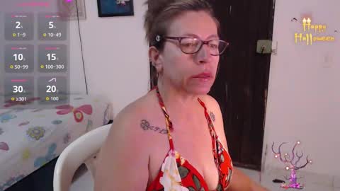 CHAYLA VICTORIA RUIZ  online show from 11, 10, 2025